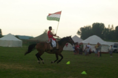 20100817_1617335810_100_6282