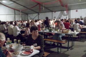 Tobán hagyományőrző lagzis vacsora